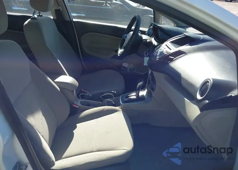 2018 Ford Fiesta Se z USA, uszkodzony, nr VIN 3FADP4BJ1JM108285